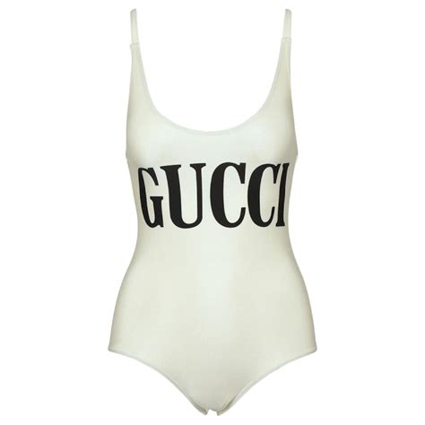 gucci costumi da bagno donna|Costumi da bagno Gucci, Autunno/Inverno 2024 .